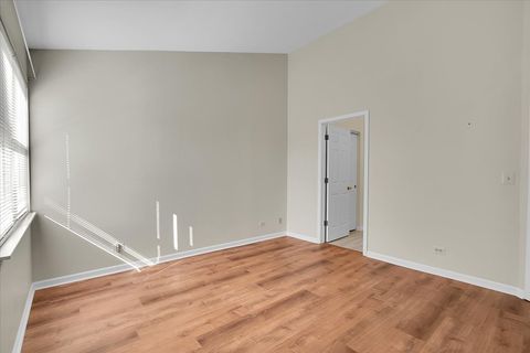 Tiny photo for 1309 Coldspring Road #1309, Carol Stream, IL 60188 (MLS # 12492019)