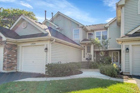 Tiny photo for 1309 Coldspring Road #1309, Carol Stream, IL 60188 (MLS # 12492019)