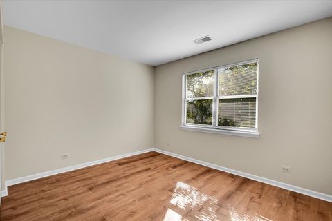 Tiny photo for 1309 Coldspring Road #1309, Carol Stream, IL 60188 (MLS # 12492019)