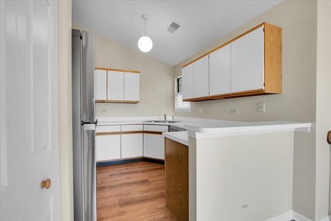 Tiny photo for 1309 Coldspring Road #1309, Carol Stream, IL 60188 (MLS # 12492019)