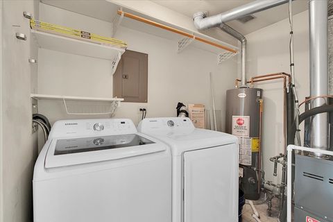 Tiny photo for 1309 Coldspring Road #1309, Carol Stream, IL 60188 (MLS # 12492019)