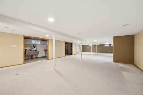 Tiny photo for 15725 New England Avenue, Tinley Park, IL 60477 (MLS # 12699369)