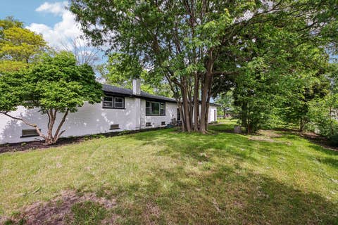 Tiny photo for 15725 New England Avenue, Tinley Park, IL 60477 (MLS # 12699369)