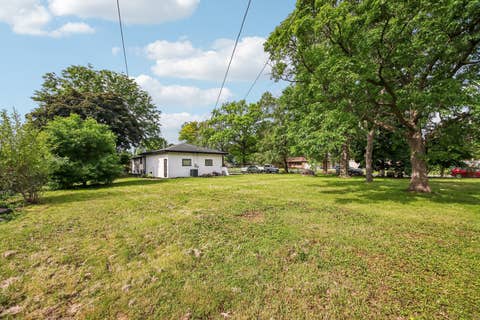 Tiny photo for 15725 New England Avenue, Tinley Park, IL 60477 (MLS # 12699369)