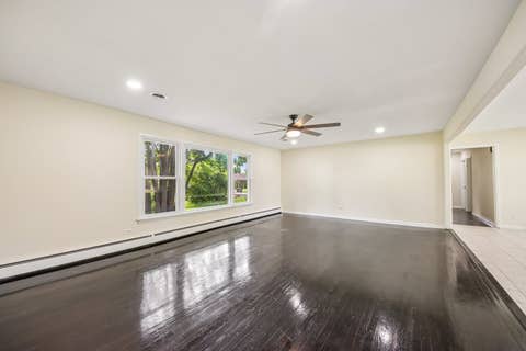 Tiny photo for 15725 New England Avenue, Tinley Park, IL 60477 (MLS # 12699369)