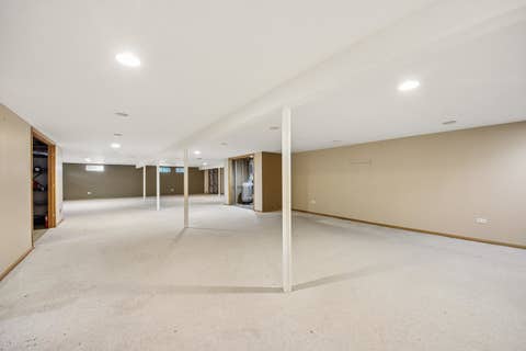 Tiny photo for 15725 New England Avenue, Tinley Park, IL 60477 (MLS # 12699369)