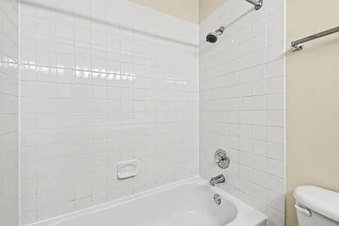 Tiny photo for 1833 FOUR LAKES Avenue #2D, Lisle, IL 60532 (MLS # 12683275)