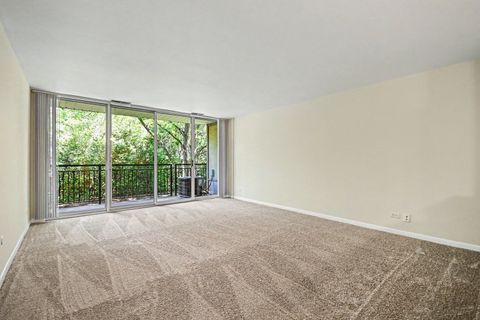 Tiny photo for 1833 FOUR LAKES Avenue #2D, Lisle, IL 60532 (MLS # 12683275)