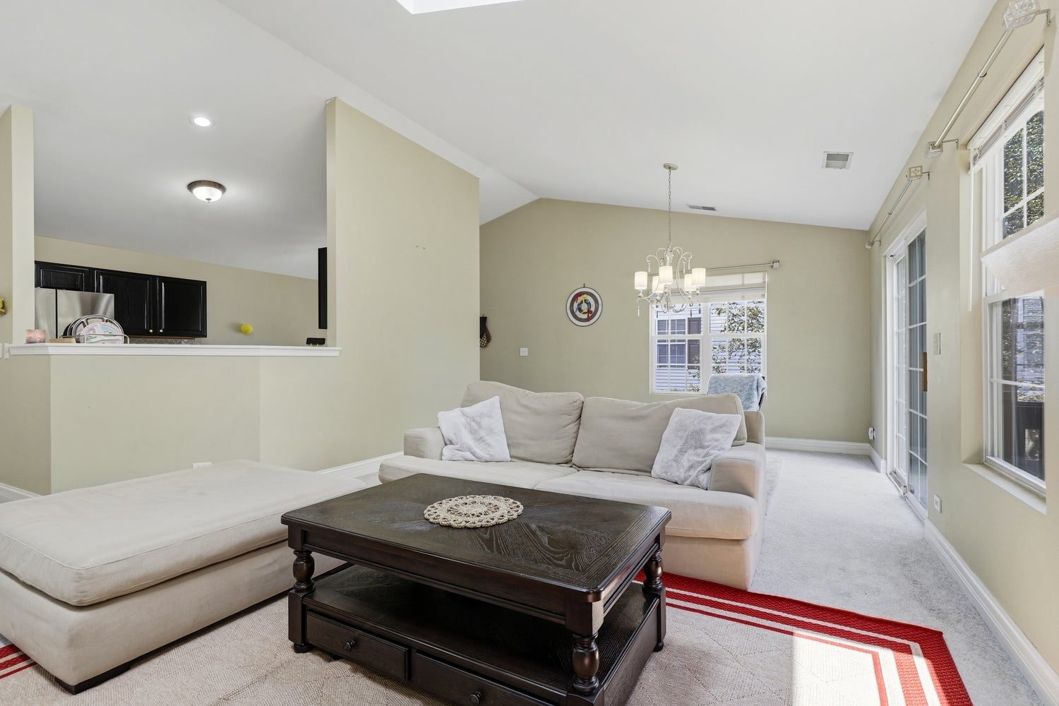 2481 Stoughton Circle