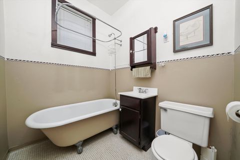 Tiny photo for 4168 N Clarendon Avenue #2N, Chicago, IL 60613 (MLS # 12502996)