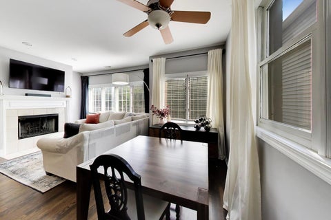 Tiny photo for 3250 N Damen Avenue #2, Chicago, IL 60618 (MLS # 12710120)