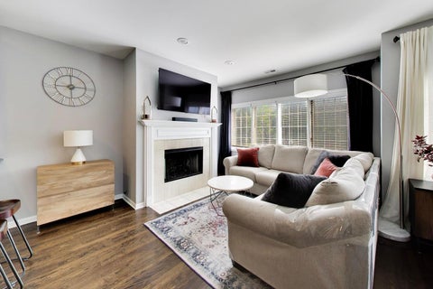 Tiny photo for 3250 N Damen Avenue #2, Chicago, IL 60618 (MLS # 12710120)
