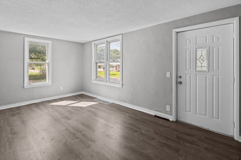 Tiny photo for 2925 BELLEVUE Avenue, Bettendorf, IA 52722 (MLS # 12746140)