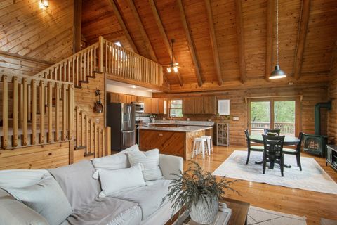 Tiny photo for 200 Wildwood Lane, Fox River Grove, IL 60021 (MLS # 12656418)