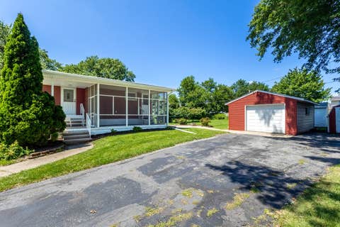 Tiny photo for 406 W Price Street, Eldridge, IA 52748 (MLS # 12718395)