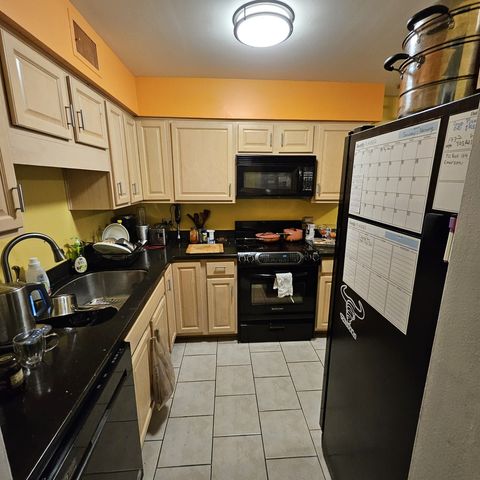 Tiny photo for 2300 W Talcott Road #1A1, Park Ridge, IL 60068 (MLS # 12559958)