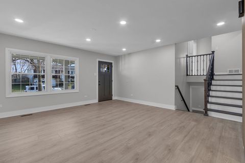 Tiny photo for 272 E Wrightwood Avenue, Glendale Heights, IL 60139 (MLS # 12595935)