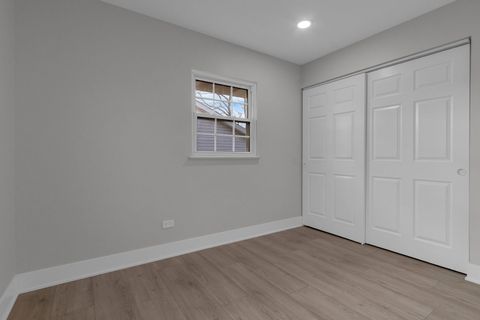 Tiny photo for 272 E Wrightwood Avenue, Glendale Heights, IL 60139 (MLS # 12595935)