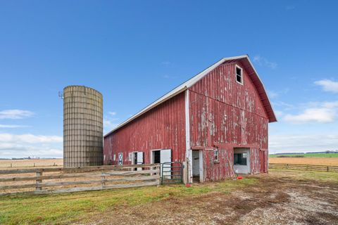 Tiny photo for 16645 Lasher Road, Hinckley, IL 60520 (MLS # 12670275)