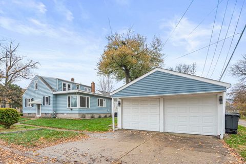 Tiny photo for 18504 Wentworth Avenue, Lansing, IL 60438 (MLS # 12518384)