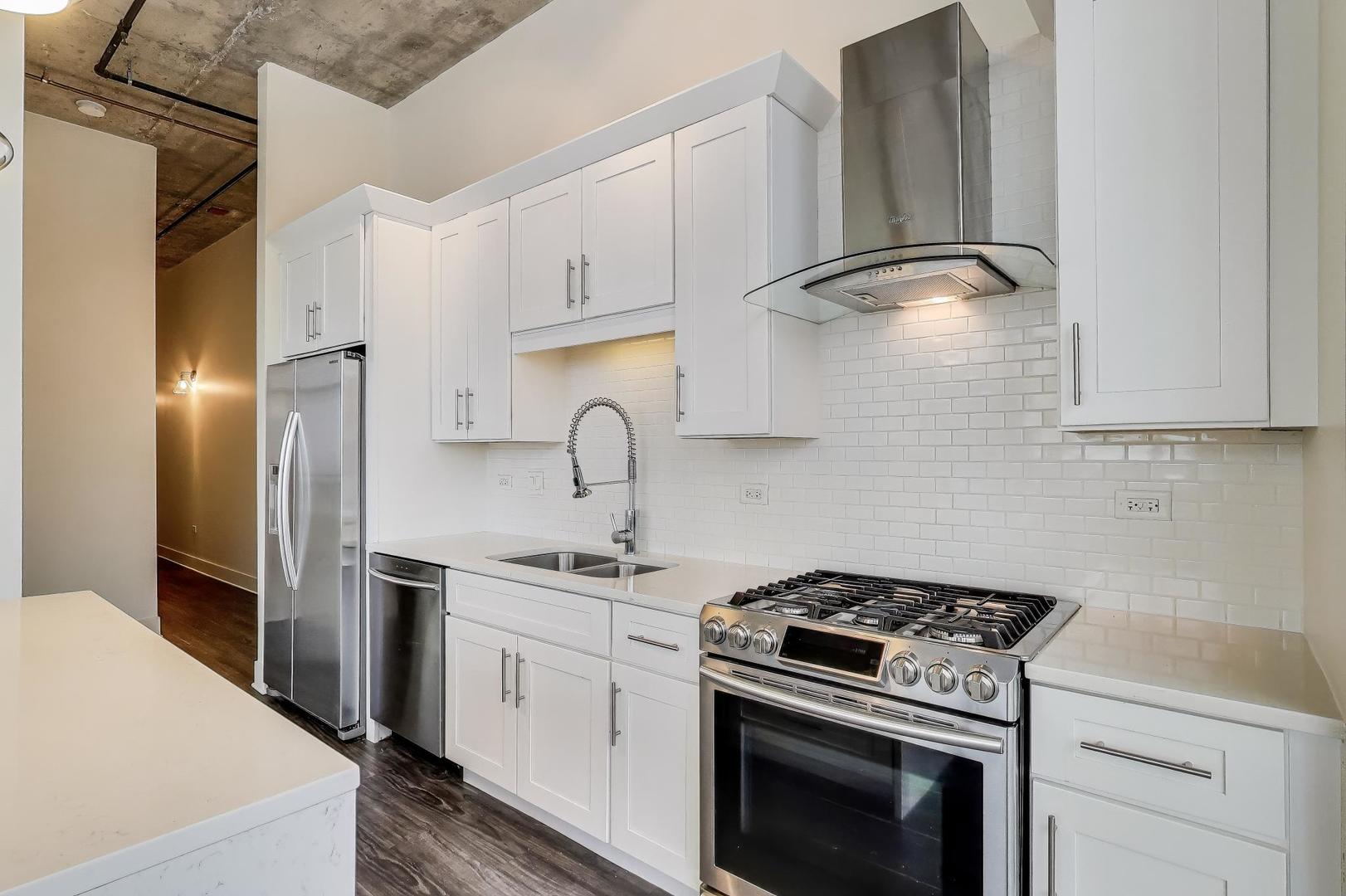 50 E 16th Street 1304