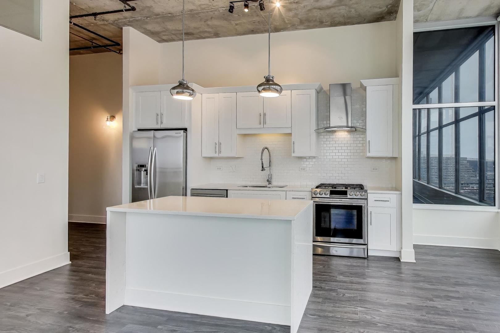 50 E 16th Street 1304