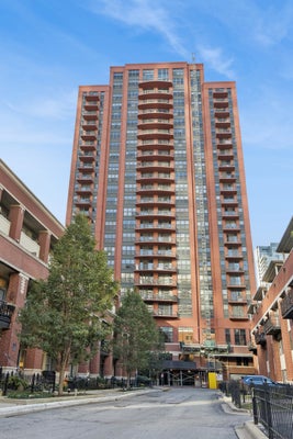 330 N JEFFERSON ST APT 1206, CHICAGO, IL 60661 - Image 2eace062c4e800cb8bcc3c2def4f8cb5/1103602400