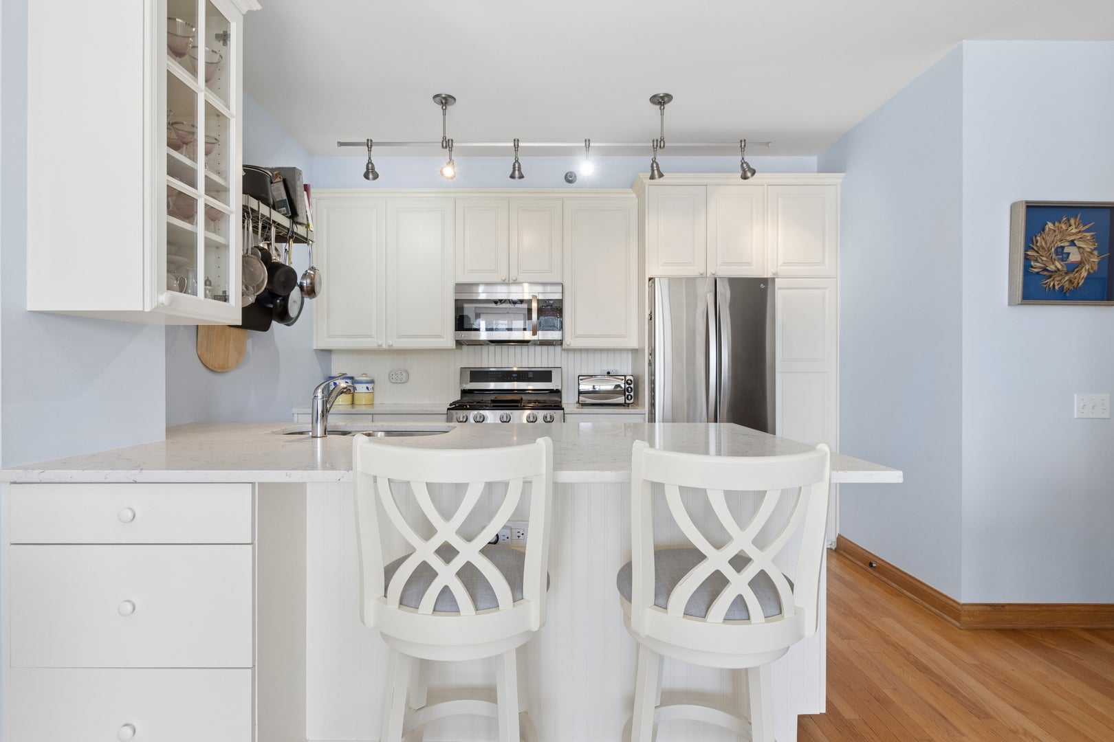 330 N Jefferson Street 1206