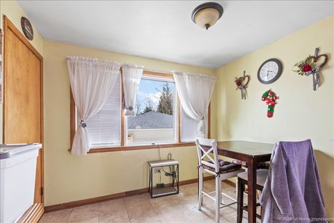 Tiny photo for 10839 Major Avenue, Chicago Ridge, IL 60415 (MLS # 12580049)