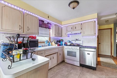 Tiny photo for 10839 Major Avenue, Chicago Ridge, IL 60415 (MLS # 12580049)