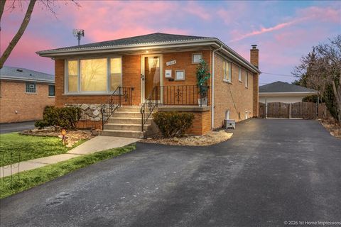 Tiny photo for 10839 Major Avenue, Chicago Ridge, IL 60415 (MLS # 12580049)