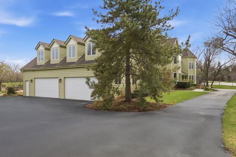Tiny photo for 4 Polo Drive, South Barrington, IL 60010 (MLS # 12599900)