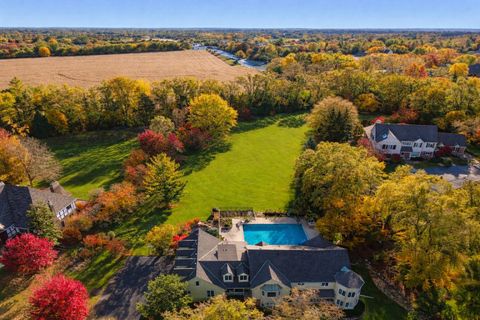 Photo of 4 Polo Drive, South Barrington, IL 60010 (MLS # 12599900)