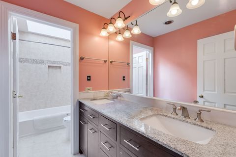 Tiny photo for 4 Polo Drive, South Barrington, IL 60010 (MLS # 12599900)