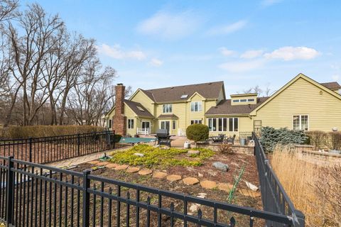 Tiny photo for 4 Polo Drive, South Barrington, IL 60010 (MLS # 12599900)