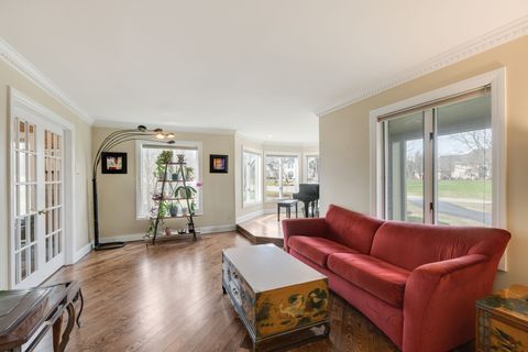 Tiny photo for 4 Polo Drive, South Barrington, IL 60010 (MLS # 12599900)