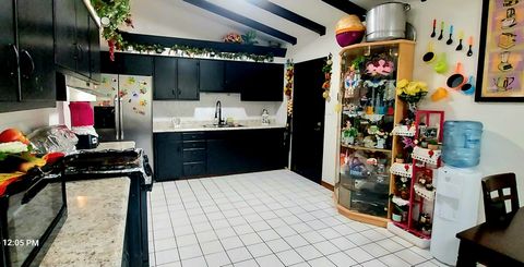 Tiny photo for 703 Sheldon Avenue, Aurora, IL 60506 (MLS # 12633817)