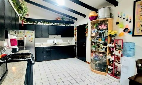 Tiny photo for 703 Sheldon Avenue, Aurora, IL 60506 (MLS # 12633817)