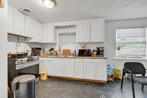 Tiny photo for 9357 S JEFFERY Avenue, Chicago, IL 60617 (MLS # 12674120)