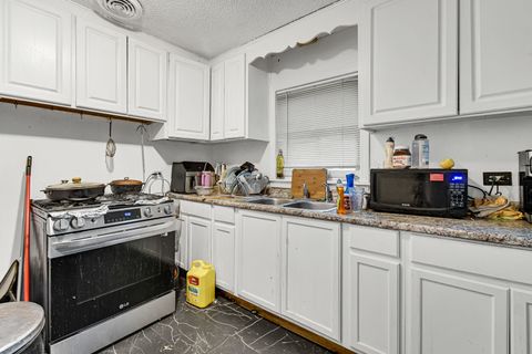 Tiny photo for 9357 S JEFFERY Avenue, Chicago, IL 60617 (MLS # 12674120)