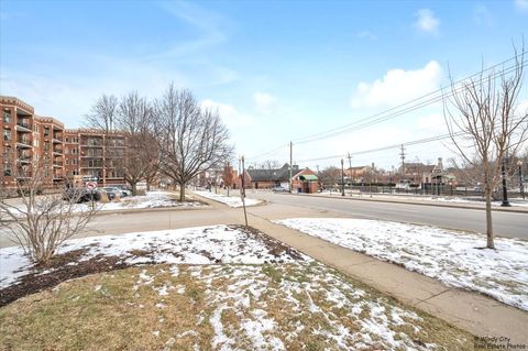 Tiny photo for 455 W Front Street #2-208, Wheaton, IL 60187 (MLS # 12539089)