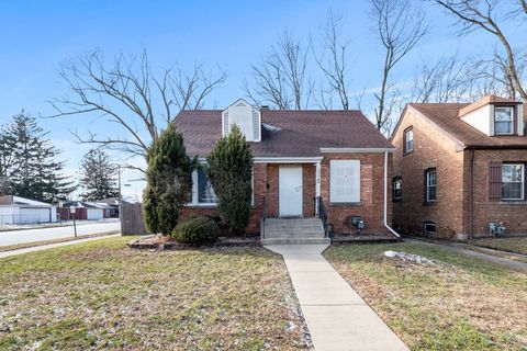 A home in Calumet Park