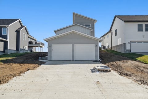 Tiny photo for 6136 Mississippi Avenue, Davenport, IA 52807 (MLS # 12706135)