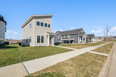 Tiny photo for 6136 Mississippi Avenue, Davenport, IA 52807 (MLS # 12706135)