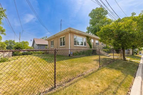 Tiny photo for 715 Water Street, Joliet, IL 60436 (MLS # 12475458)