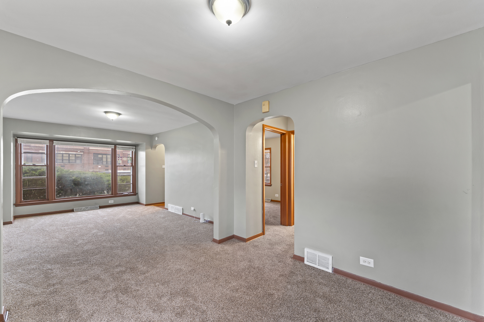 13904 S Tracy Avenue