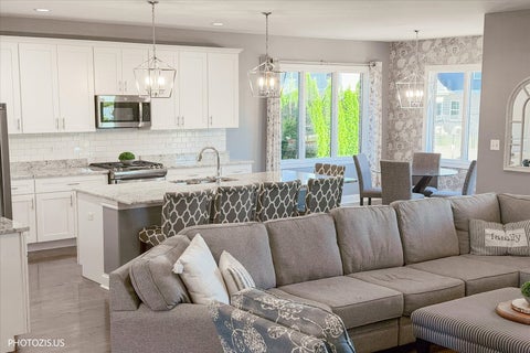 Tiny photo for 892 W Woodlawn Road, New Lenox, IL 60451 (MLS # 12740890)