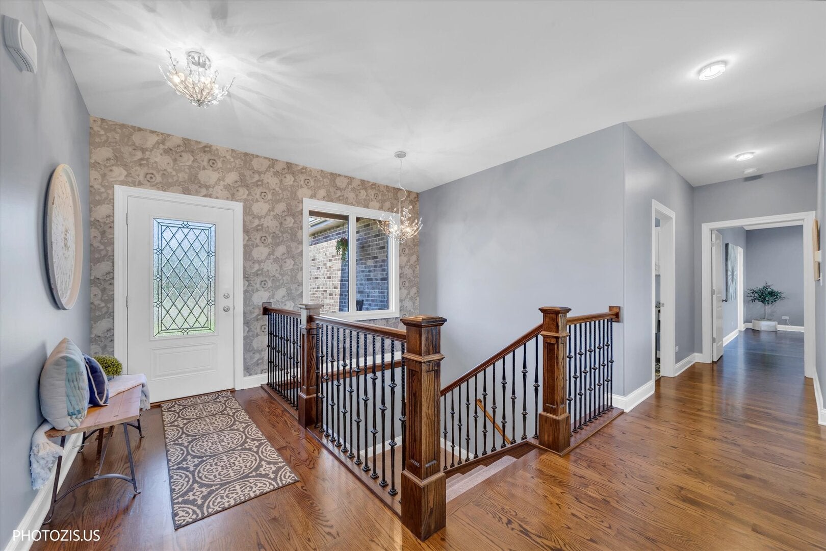 892 W Woodlawn Road
