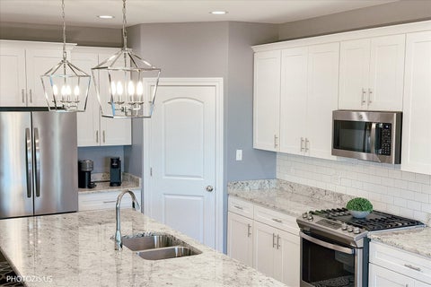 Tiny photo for 892 W Woodlawn Road, New Lenox, IL 60451 (MLS # 12740890)