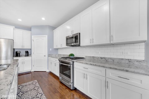 Tiny photo for 892 W Woodlawn Road, New Lenox, IL 60451 (MLS # 12740890)